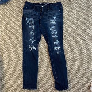 American Eagle Distressed Skinny Jean